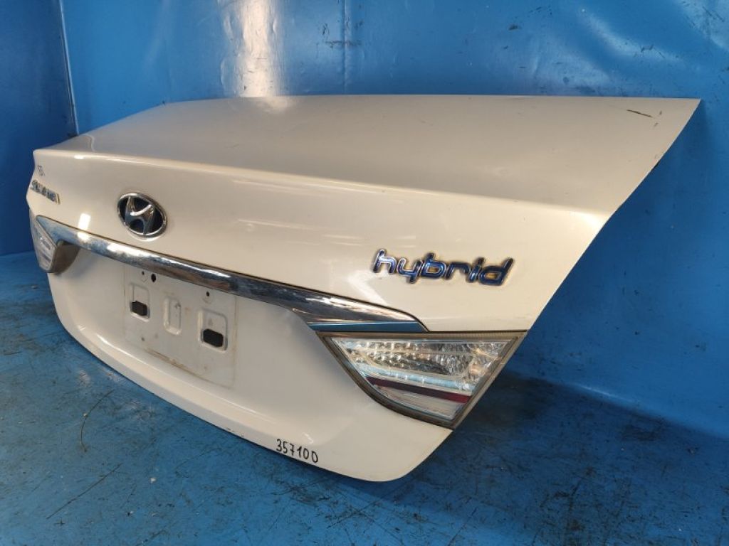 69200-4R000 | Кришка багажника HYUNDAI SONATA YF 10-14 - Фото 2