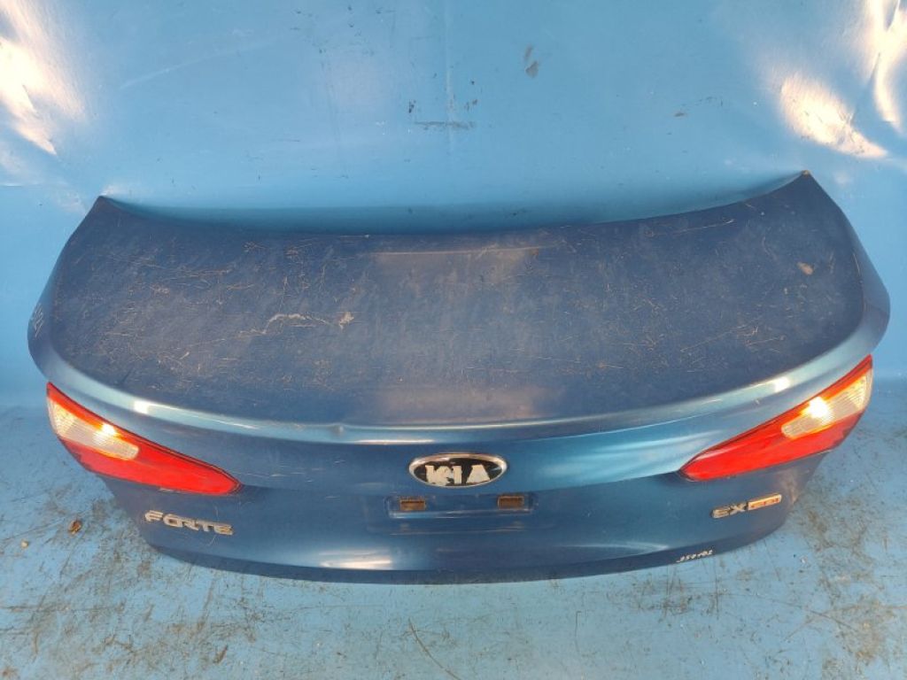 69200-A7010 | Кришка багажника KIA FORTE YD 12- - Фото 4