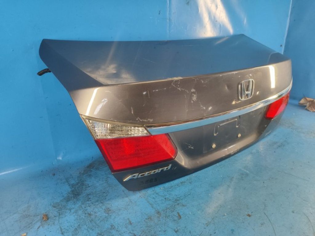 68500-T2A-A90ZZ | Кришка багажника HONDA ACCORD CR 13-18 - Фото 4