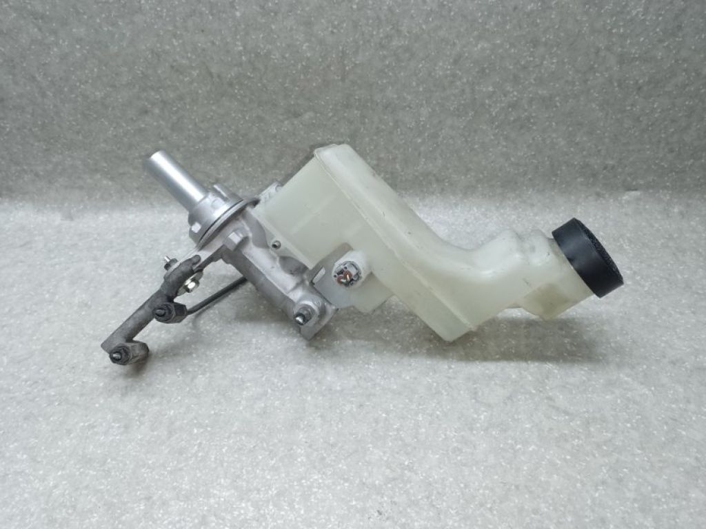 47201-33470 | Головний гальмівний циліндр LEXUS ES350 06-12