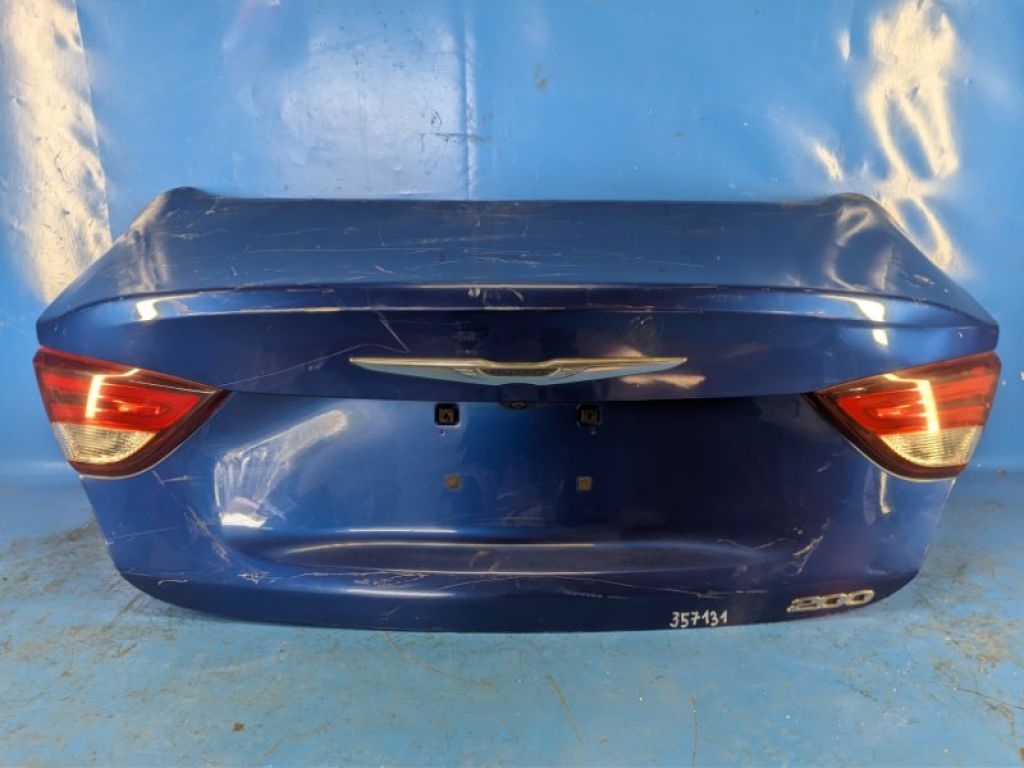 68145914AA | Кришка багажника CHRYSLER 200 14-16