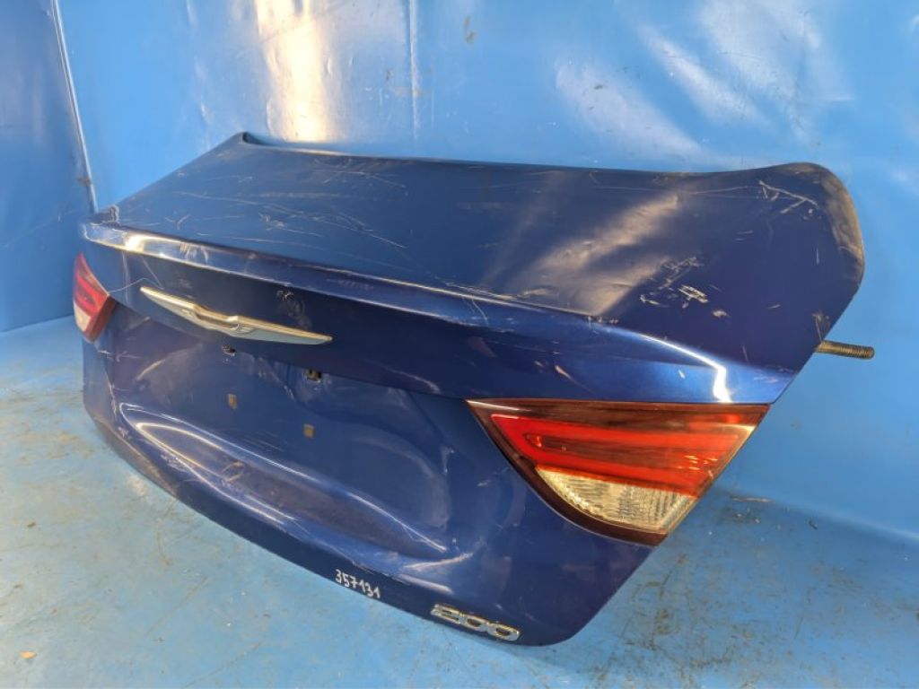 68145914AA | Кришка багажника CHRYSLER 200 14-16 - Фото 2