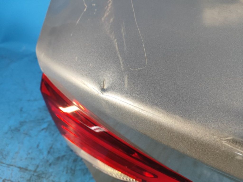 68145914AA | Крышка багажника CHRYSLER 200 14-16 - Фото 4