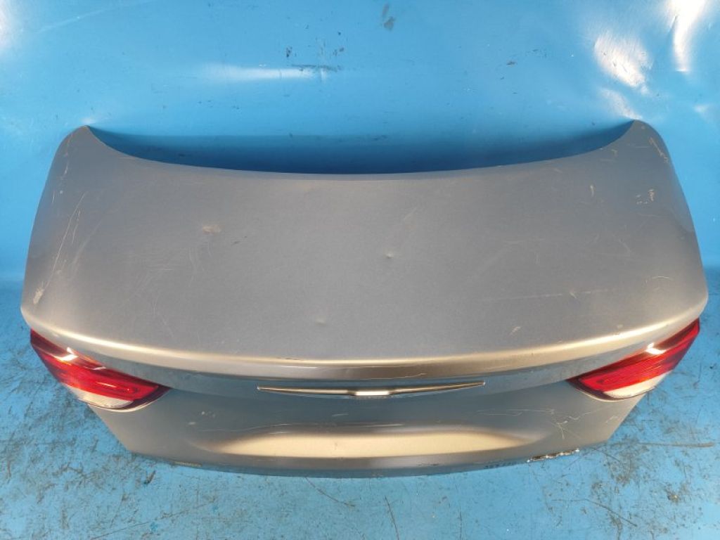 68145914AA | Кришка багажника CHRYSLER 200 14-16 - Фото 2