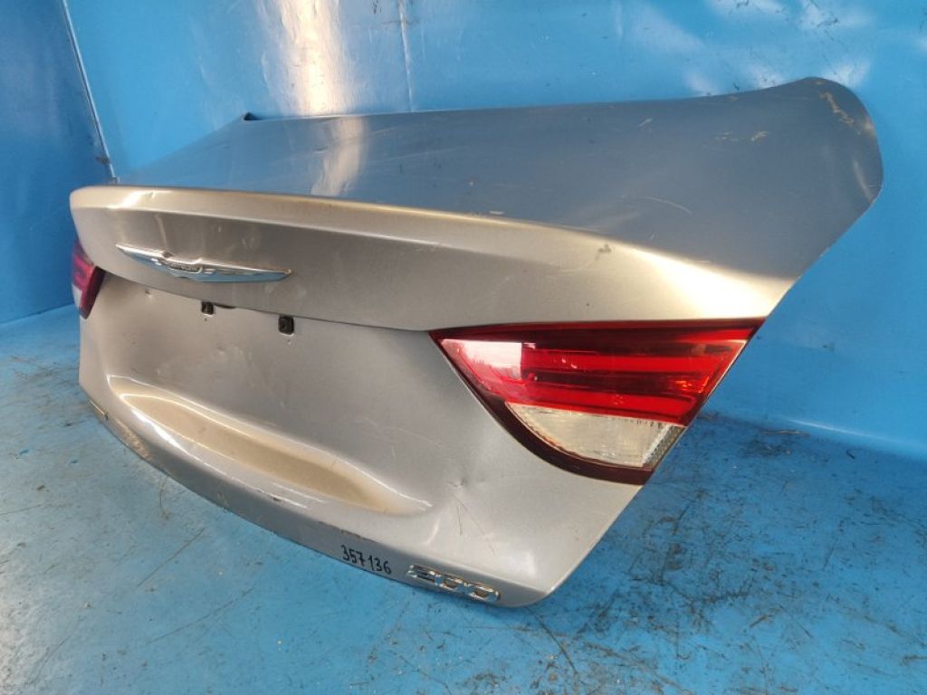 68145914AA | Кришка багажника CHRYSLER 200 14-16 - Фото 3