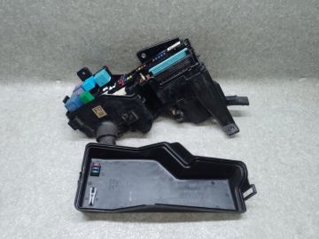 Блок запобіжників моторний відсік LEXUS ES350 06-12