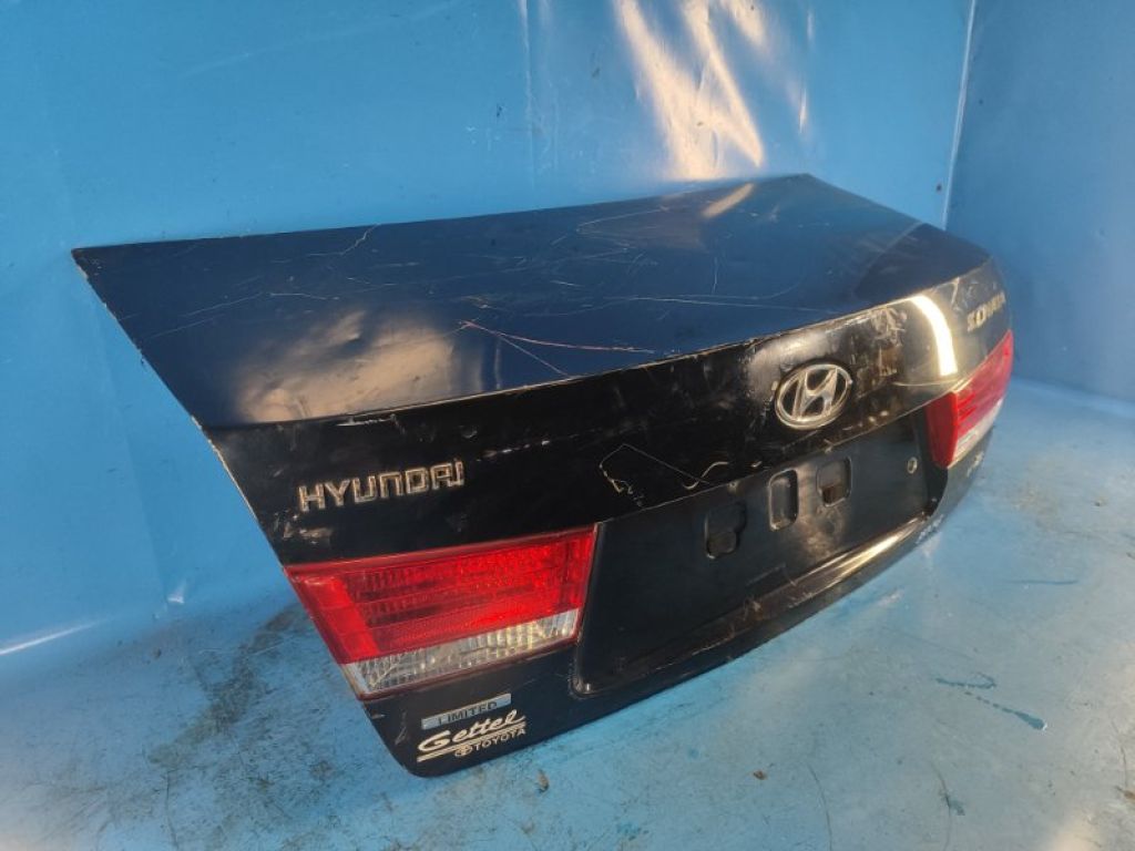 69200-0A000 | Кришка багажника HYUNDAI SONATA NF 04-10 - Фото 3