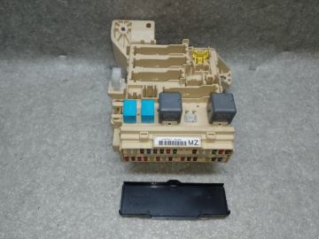 Блок запобіжників салон LEXUS ES350 06-12