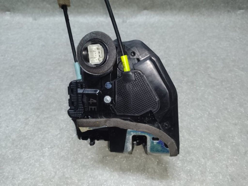 69030-42230 | Замок двери передн. прав. LEXUS ES350 06-12 - Фото 2