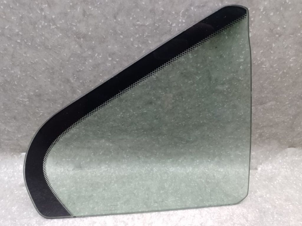 68123-33070 | Скло дверей глухе задн. прав. LEXUS ES350 06-12