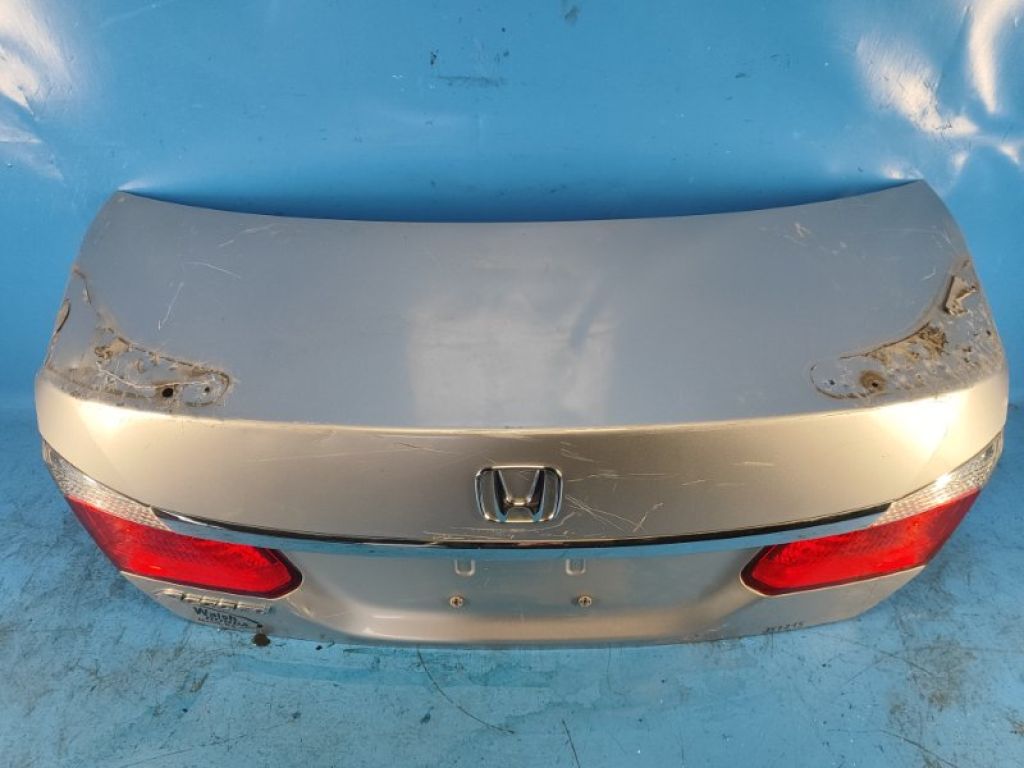 68500-T2A-A90ZZ | Кришка багажника HONDA ACCORD CR 13-18 - Фото 2