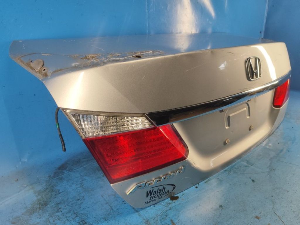 68500-T2A-A90ZZ | Кришка багажника HONDA ACCORD CR 13-18 - Фото 6