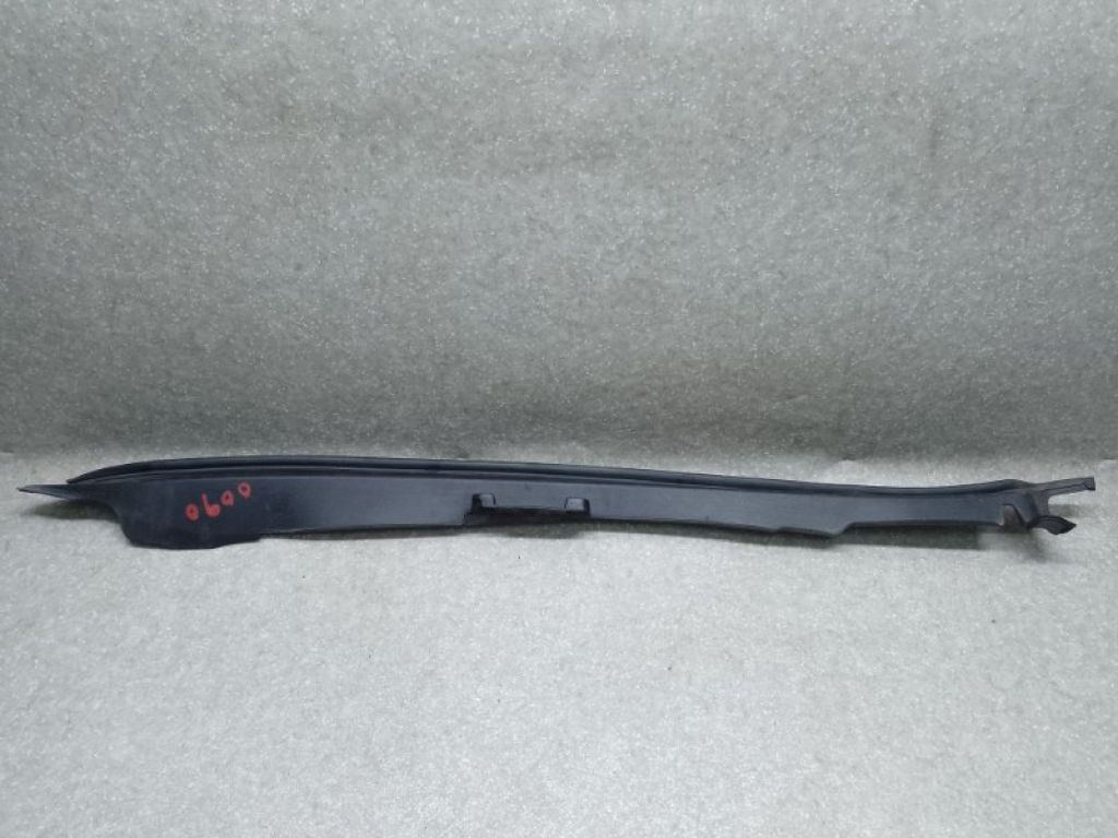 53805-33020 | Накладка крыла переднего внутренняя прав. LEXUS ES350 06-12