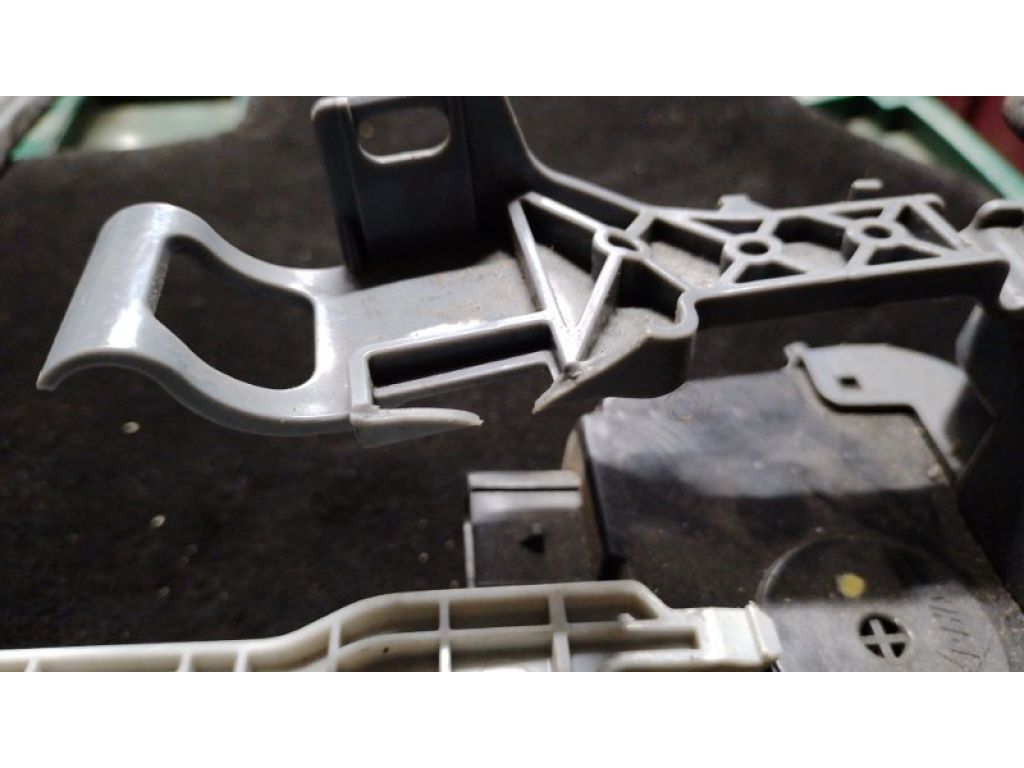 81310-3S010 | Замок двері передн. лів. HYUNDAI SONATA YF 10-14 - Фото 3