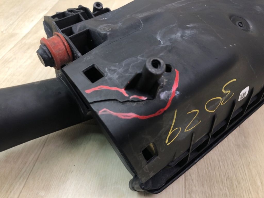 A 274 090 18 01 | Корпус воздушного фильтра MERCEDES C-CLASS A205 16-21 - Фото 8