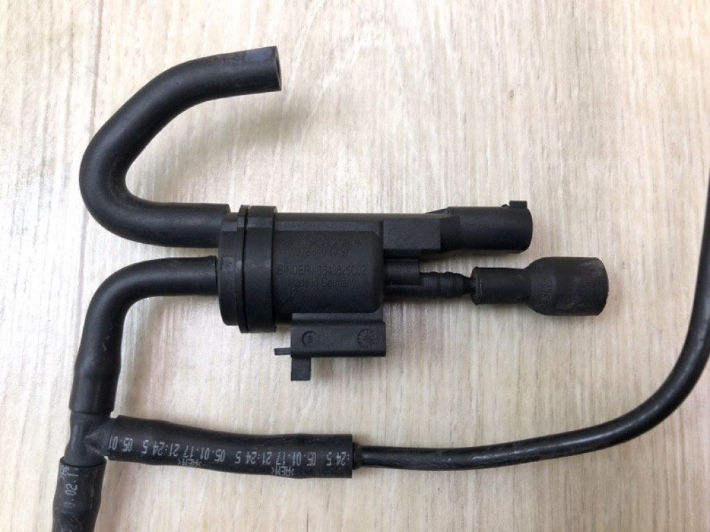 A 002 540 70 97 | Клапан електромагнітний (вакуумний) MERCEDES C-CLASS A205 16-21 - Фото 3