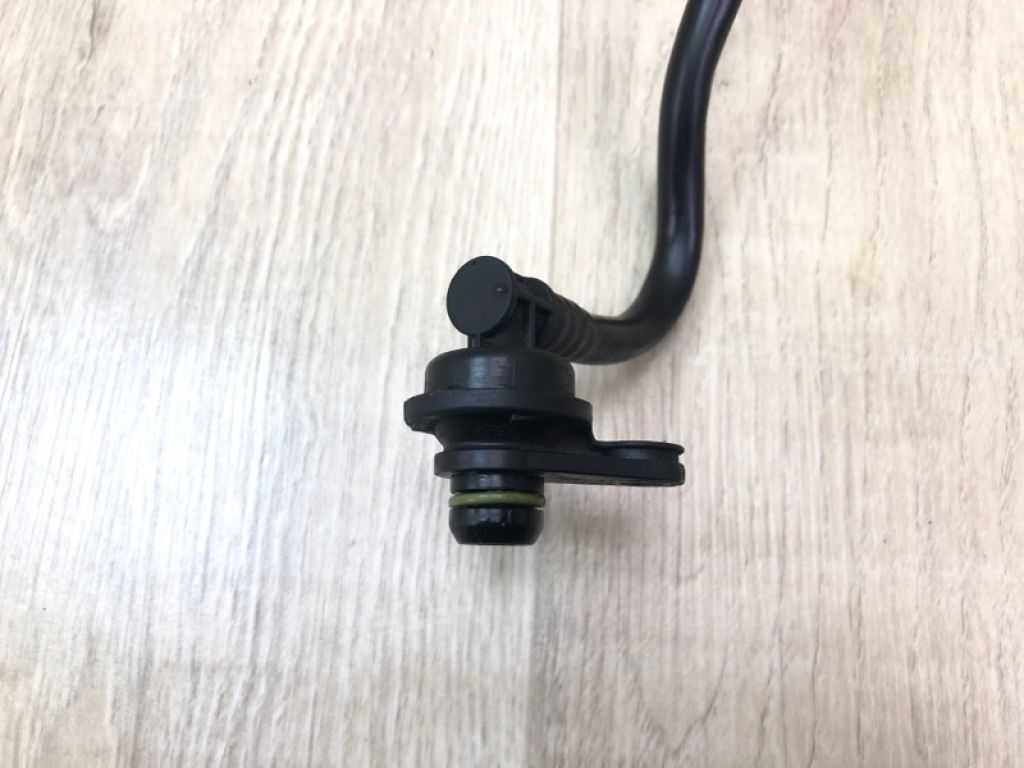 A 274 018 35 00 | Клапан вентиляции картерных газов MERCEDES C-CLASS A205 16-21 - Фото 2