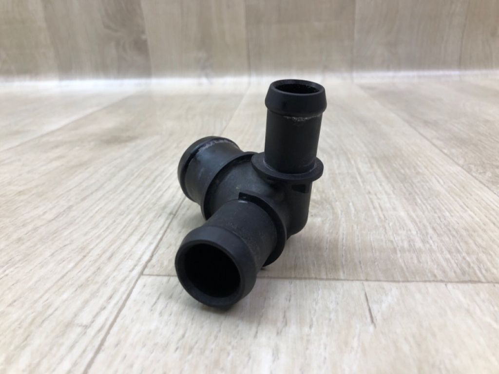 A 274 200 26 82 | Трійник системи охолодження MERCEDES C-CLASS A205 16-21 - Фото 4