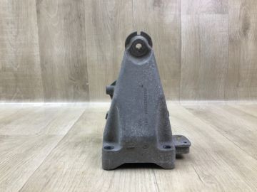 Кронштейн опоры двигателя прав. MERCEDES C-CLASS A205 16-21