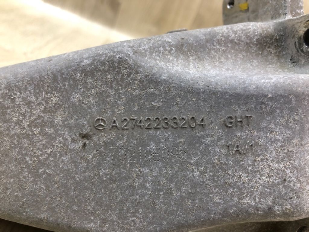 A 274 223 32 04 | Кронштейн опори двигуна прав. MERCEDES C-CLASS A205 16-21 - Фото 6