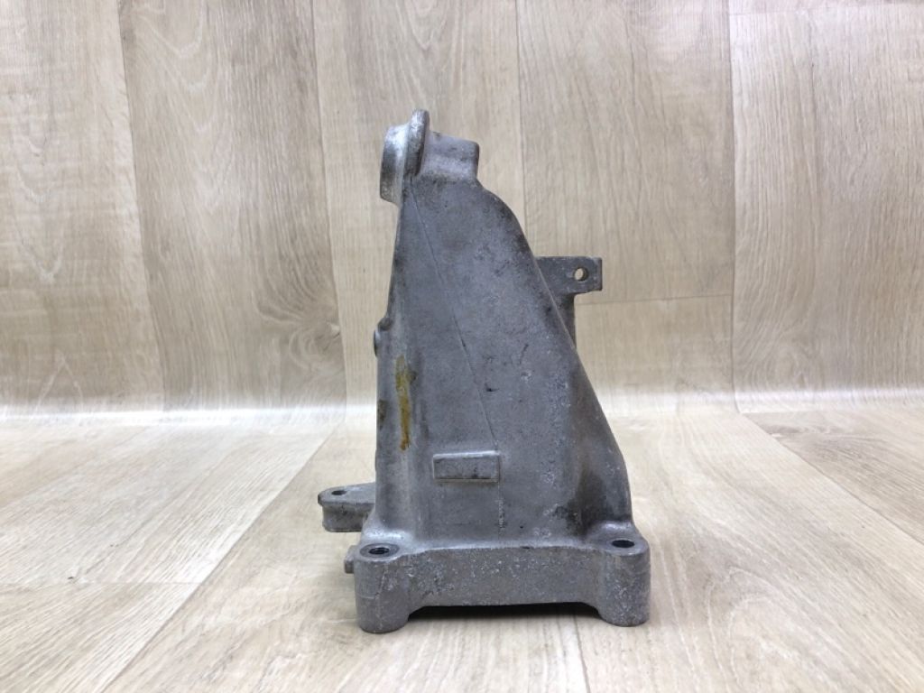 A 274 223 46 00 | Кронштейн опори двигуна лів. MERCEDES C-CLASS A205 16-21 - Фото 4