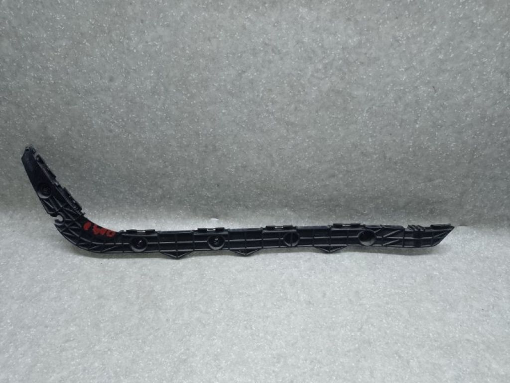 52157-33020 | Кронштейн заднього бампера прав. LEXUS ES350 06-12