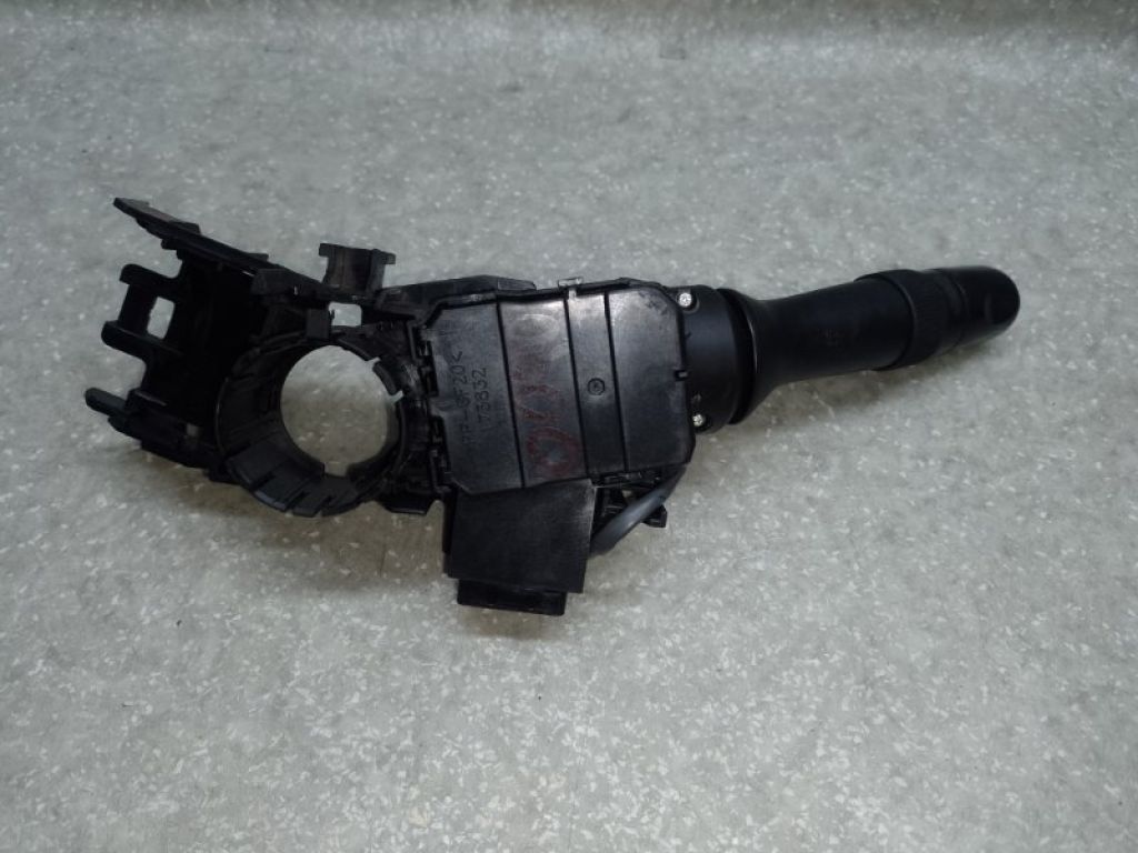 84140-48140 | Підрульовий перемикач лів. LEXUS ES350 06-12 - Фото 3