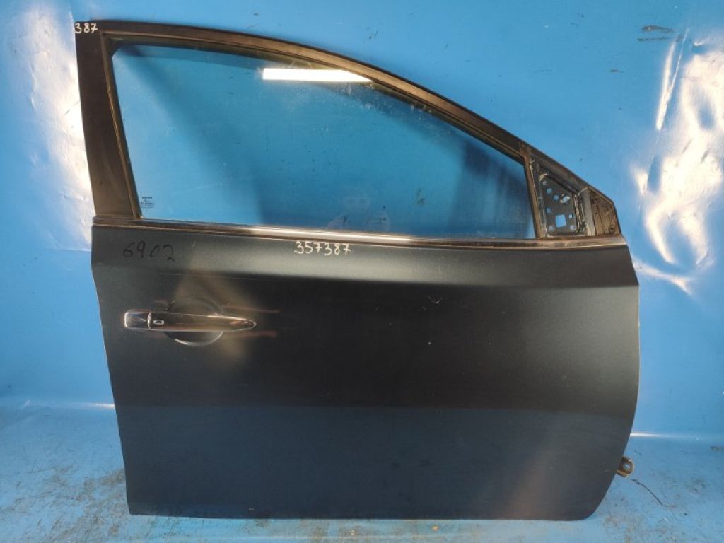 H01009AMMA | Двері передн. прав. NISSAN SENTRA B17 12-21