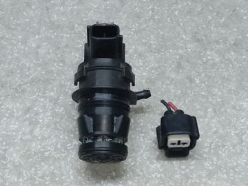 Насос омивача скла передн. TOYOTA CAMRY 40 06-11