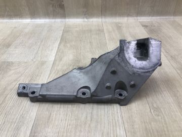 Кронштейн двигуна лів. MERCEDES GL-CLASS X166 12-16