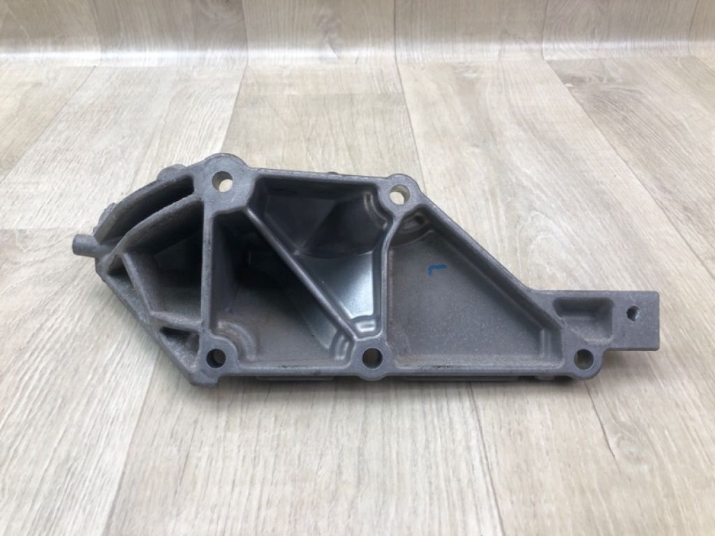 A 278 223 67 04 | Кронштейн двигуна лів. MERCEDES GL-CLASS X166 12-16 - Фото 5