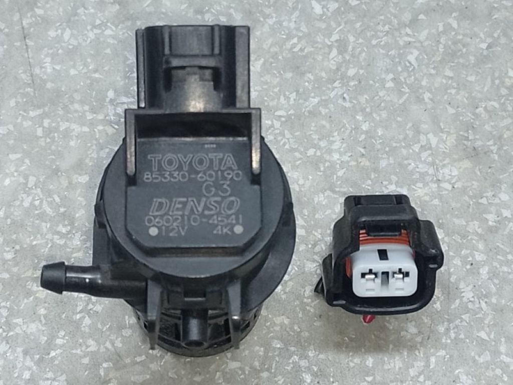 85330-60190 | Насос омивача скла передн. TOYOTA CAMRY 40 06-11 - Фото 3