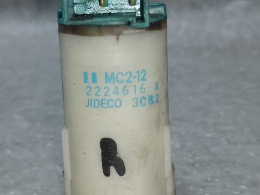 28920-50Y10 | Насос омивача скла задн. NISSAN X-TRAIL T30 01-07 - Фото 3