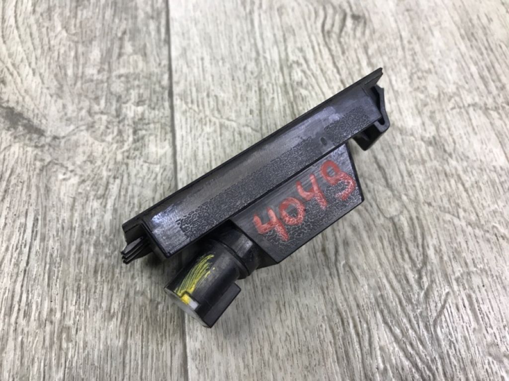 92502-F6000 | Підсвічування номера прав. KIA RIO FB 17- - Фото 3