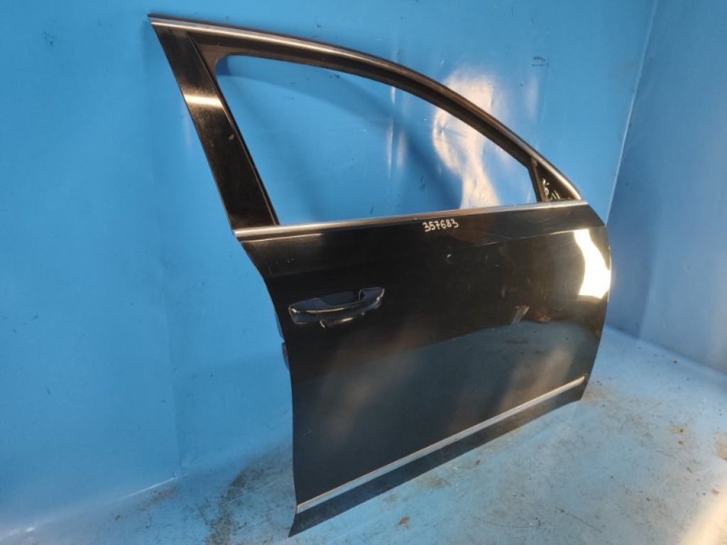 561 831 056 G | Двері передн. прав. VOLKSWAGEN PASSAT B8 14- - Фото 3