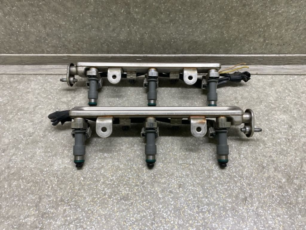 16450-R70-A01 | Форсунка паливна ACURA RDX 12-19