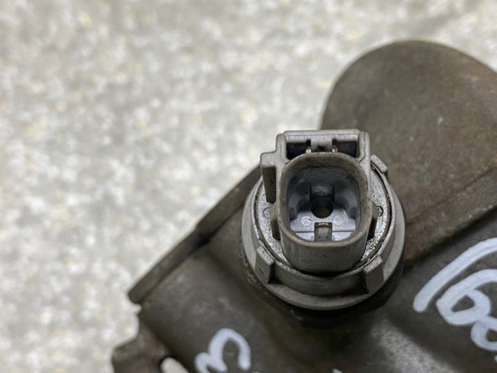 15609-50130 | Кронштейн масляного фільтра LEXUS GX470 02-09 - Фото 5