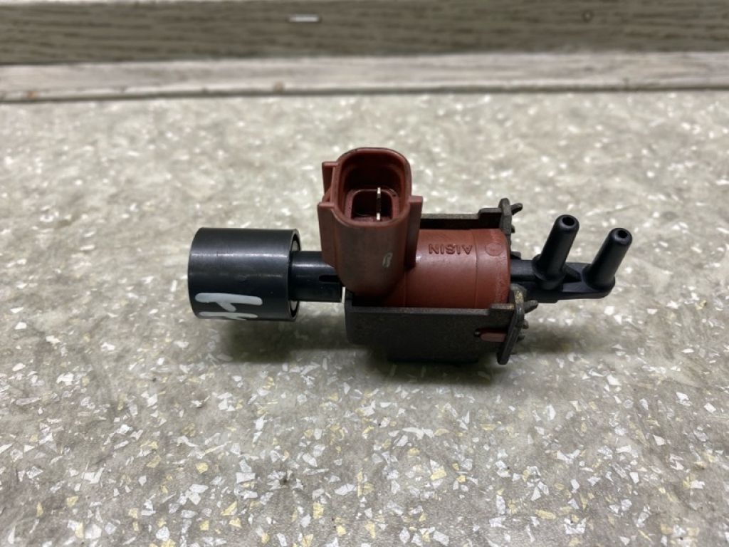 25860-46010 | Клапан електромагнітний (вакуумний) LEXUS GX470 02-09 - Фото 2