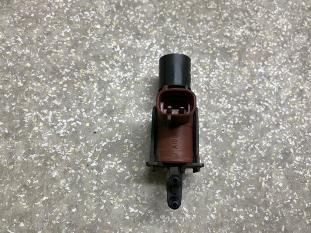 25860-62010 | Клапан електромагнітний (вакуумний) LEXUS ES300 ES330 01-06 - Фото 3