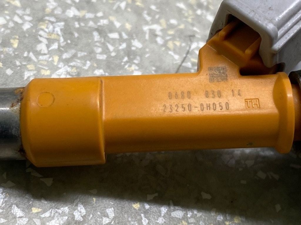 23209-0H050 | Форсунка паливна TOYOTA CAMRY 40 06-11 - Фото 6