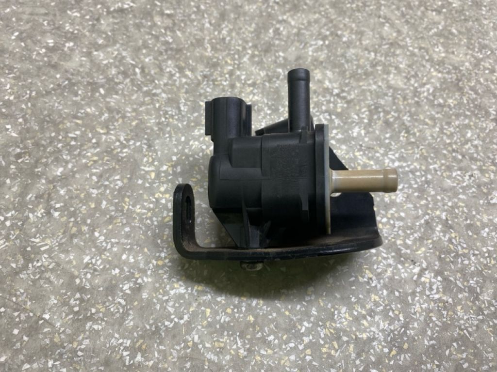 25860-31070 | Клапан електромагнітний (вакуумний) LEXUS ES350 06-12