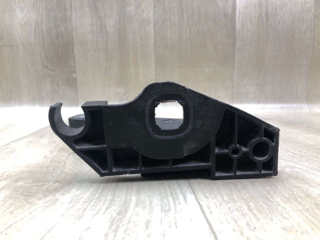 A2056203501 | Кронштейн усилителя переднего бампера лев. MERCEDES C-CLASS A205 16-21 - Фото 3