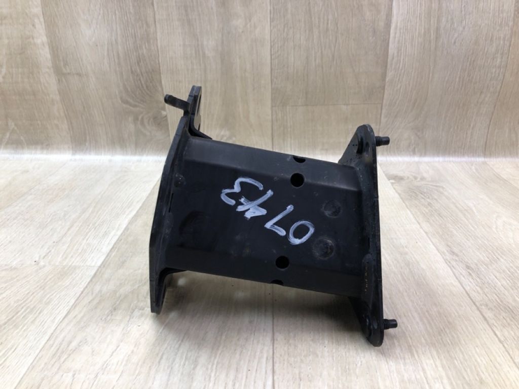 852116RA0A | Кронштейн підсилювача заднього бампера лів. NISSAN X-TRAIL/ROGUE T33 20- - Фото 6