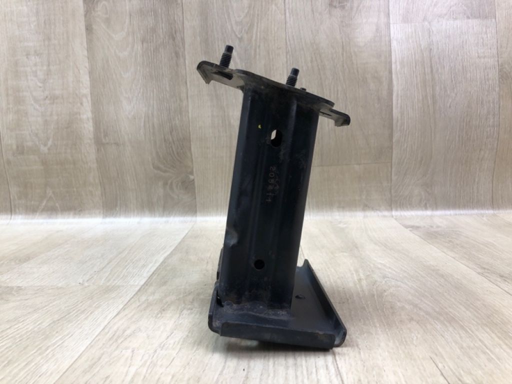 622104BA0A | Кронштейн підсилювача переднього бампера прав. NISSAN X-TRAIL/ROGUE T32 13-20 - Фото 3