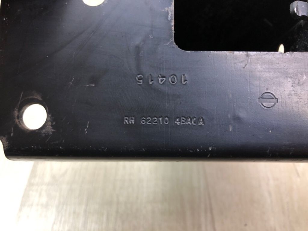 622104BA0A | Кронштейн підсилювача переднього бампера прав. NISSAN X-TRAIL/ROGUE T32 13-20 - Фото 6