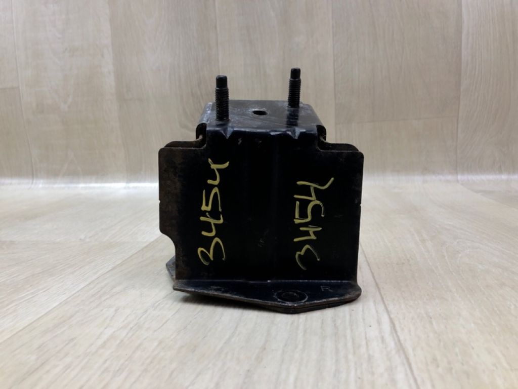 85210JM00A | Кронштейн підсилювача заднього бампера прав. NISSAN ROGUE 08-15 - Фото 2