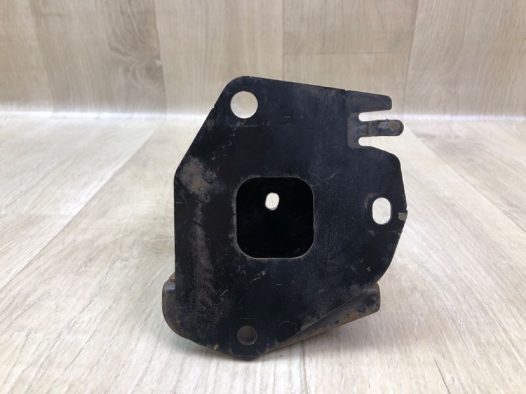 85210JM00A | Кронштейн підсилювача заднього бампера прав. NISSAN ROGUE 08-15 - Фото 4