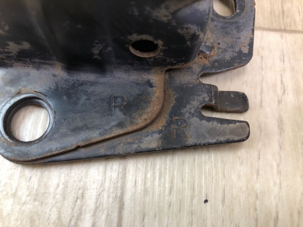 85210JM00A | Кронштейн підсилювача заднього бампера прав. NISSAN ROGUE 08-15 - Фото 5