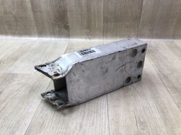 Кронштейн усилителя переднего бампера лев. MERCEDES C-CLASS A205 16-21