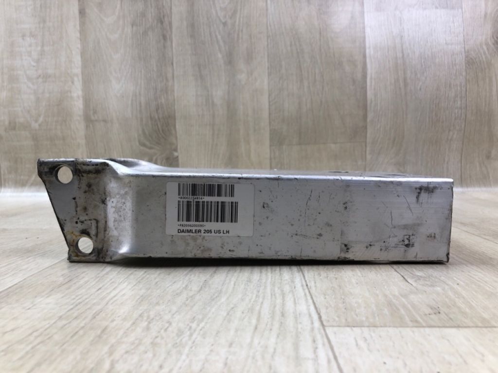 A 205 620 05 95 | Кронштейн усилителя переднего бампера лев. MERCEDES C-CLASS A205 16-21 - Фото 3